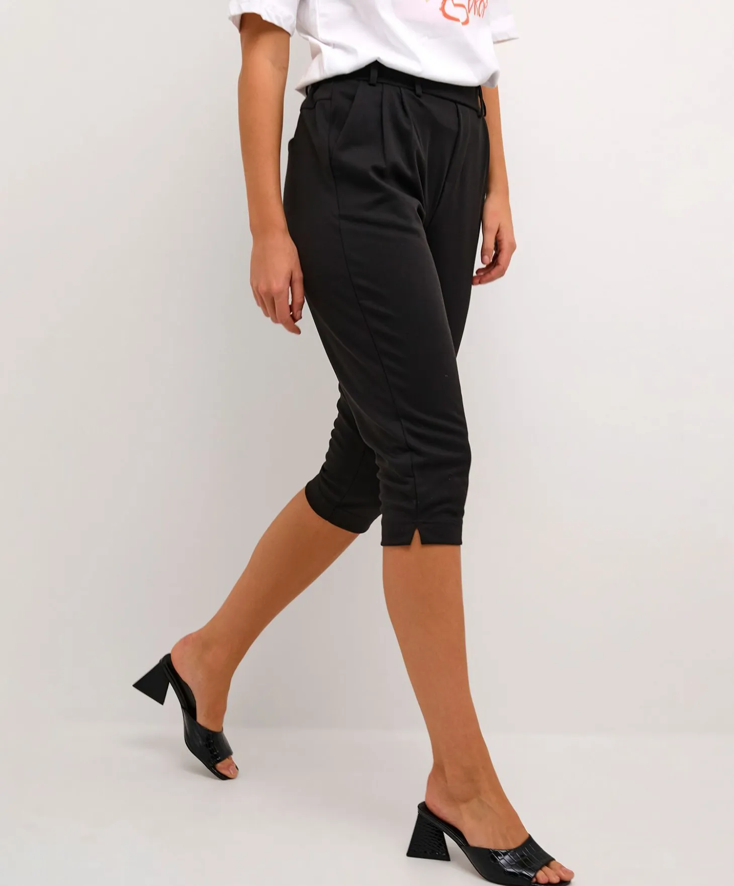 Kaffe Jenny Capri Pant