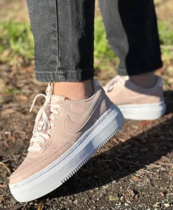 Nike Wmns Court Vision Alta Damesko