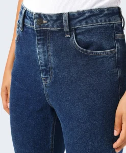Noisy May Moni Jeans