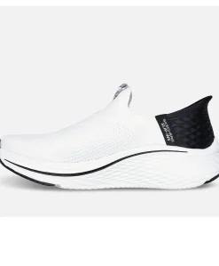 Skechers  Max Cushioning  Elite 2.0 Slip in Shoe W