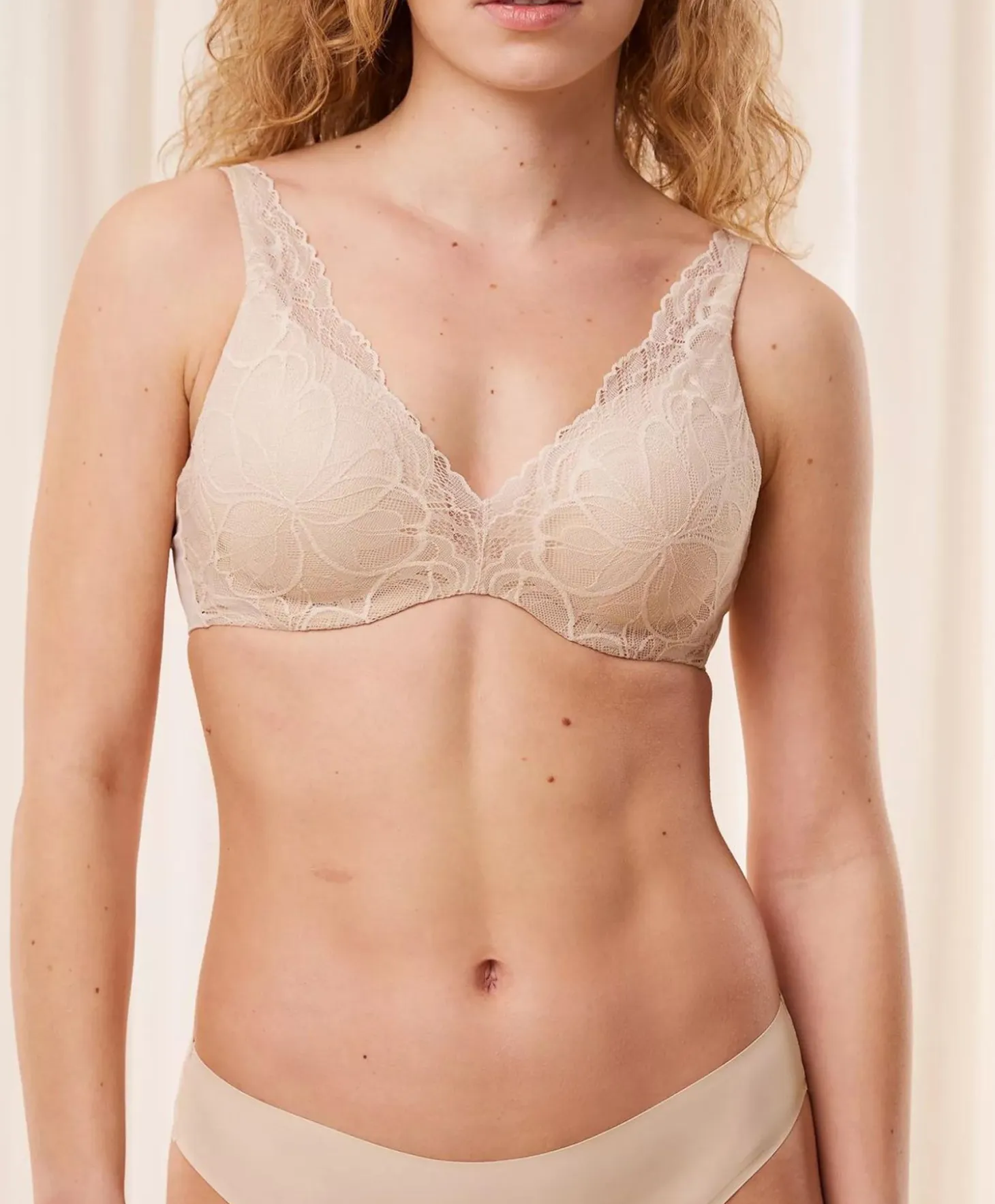 Triumph Body Make Up Illusion Lace WP