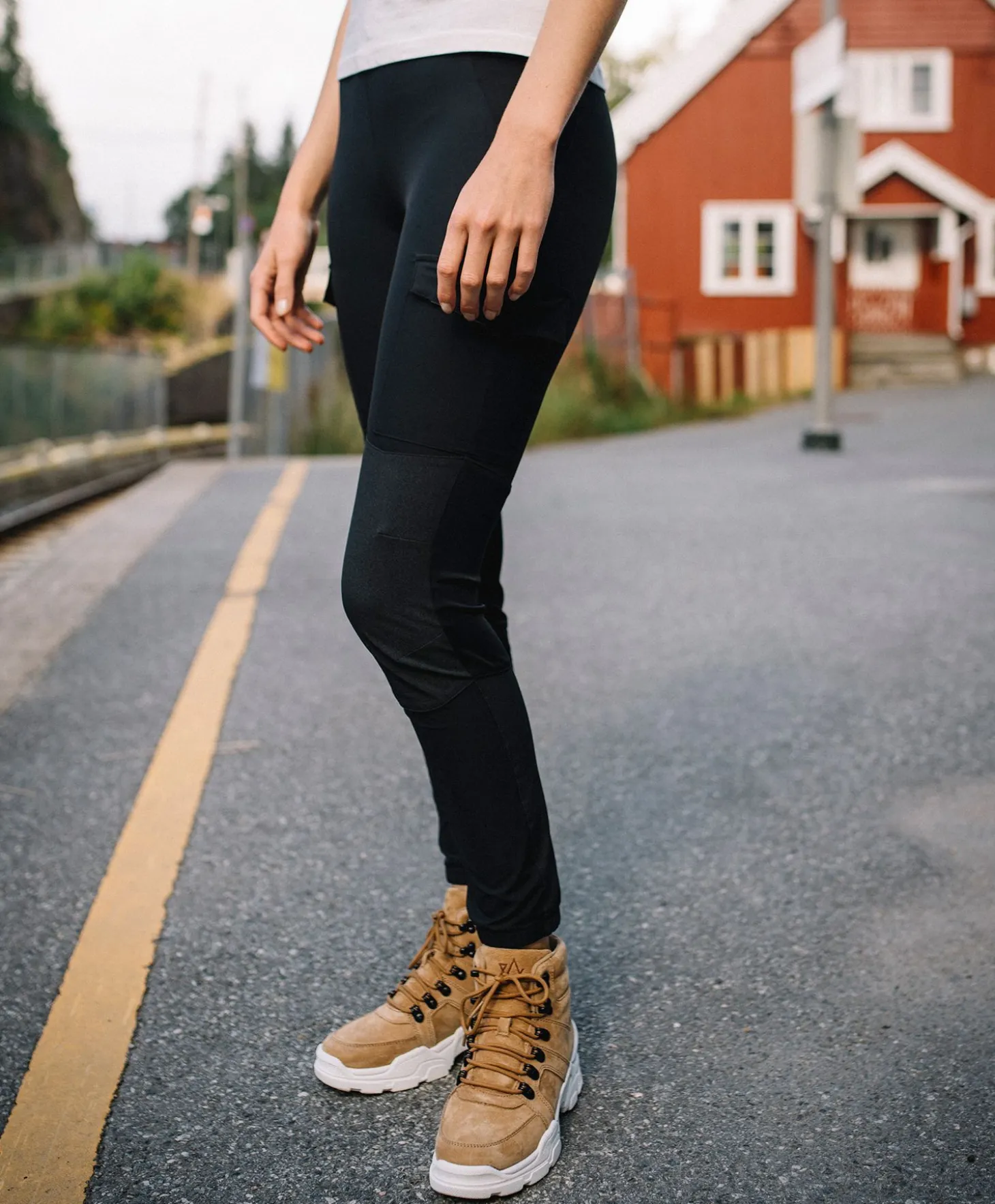 Twentyfour 1222 Shape Pant