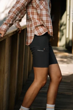 Twentyfour 1222 Shape Shorts D